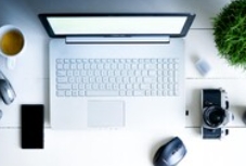 構(gòu)建一個高效、專業(yè)且具有吸引力的外貿(mào)網(wǎng)站，需要從哪些方面入手呢